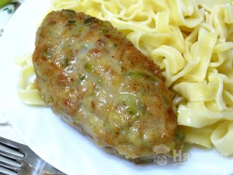 Мясные котлеты Перчик на сковороде - фото шаг 7