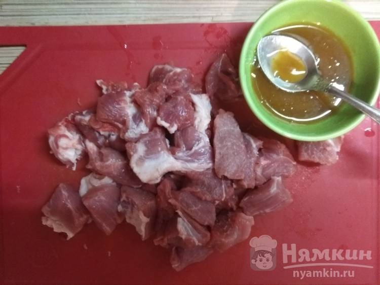 Капуста тушеная со свининой в медово-горчичной заливке - фото шаг 9