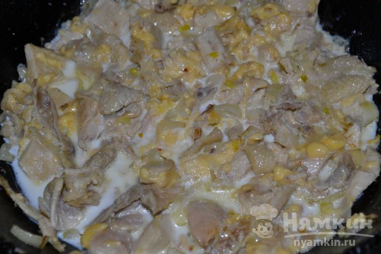 Курица в сырном соусе - фото шаг 6