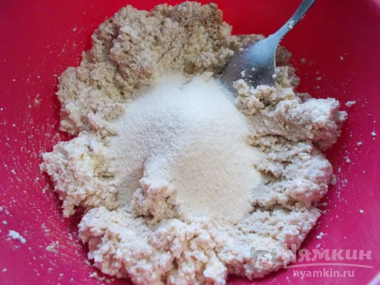 Сырники из творога с корицей - фото шаг 4