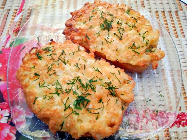 Гренки с луком и сыром  - фото шаг 7