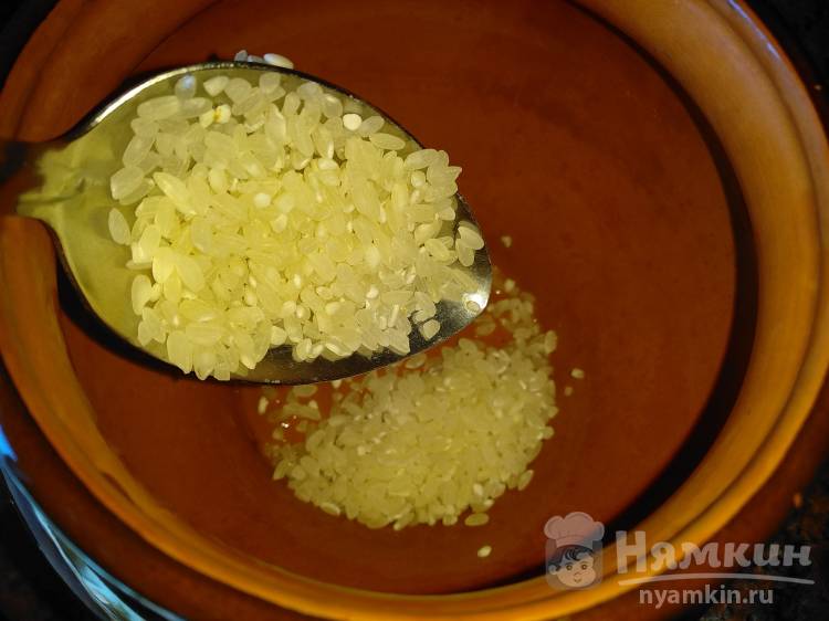 Мансаф – рис с бараниной, орехами и бахаратом