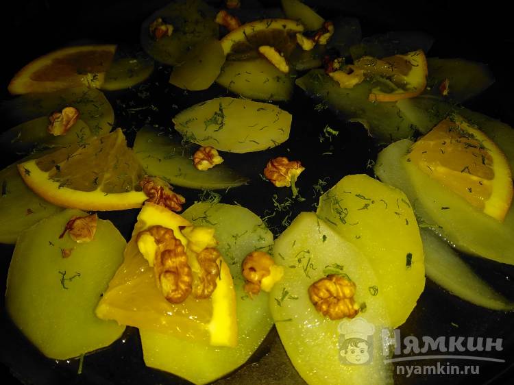 Картофель с ягодами, апельсином и сыром на сковороде - фото шаг 2