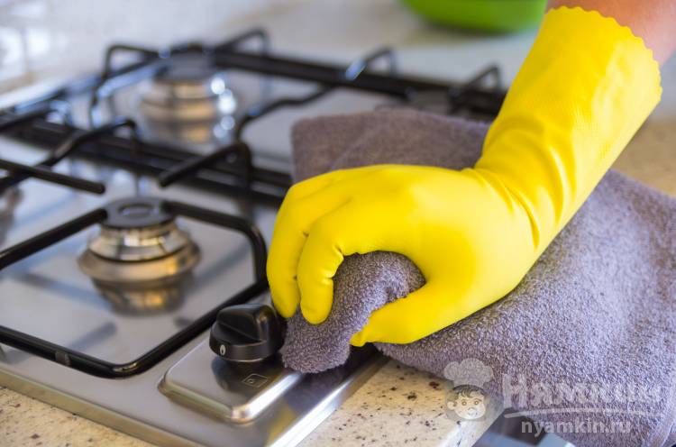 Как очистить плиту от жира в домашних условиях: советы хозяюшкам