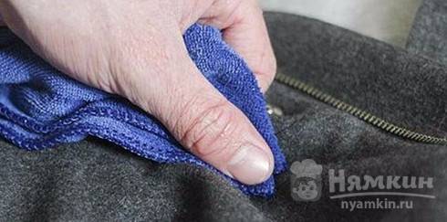 Как чистить пальто которое нельзя стирать