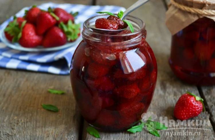 Варенье с целыми ягодами: секреты и правила приготовления