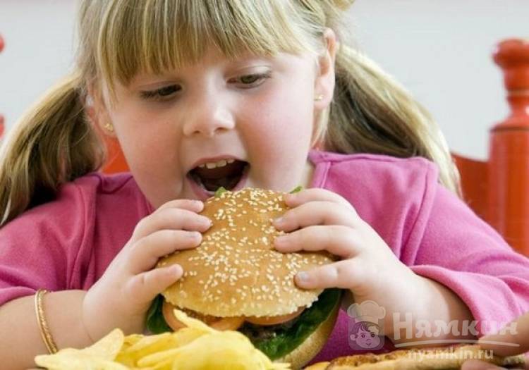 Как избежать ожирения у ребенка: основные правила
