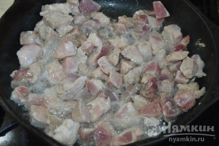 Лагман из свинины — европейский вариант среднеазиатского блюда