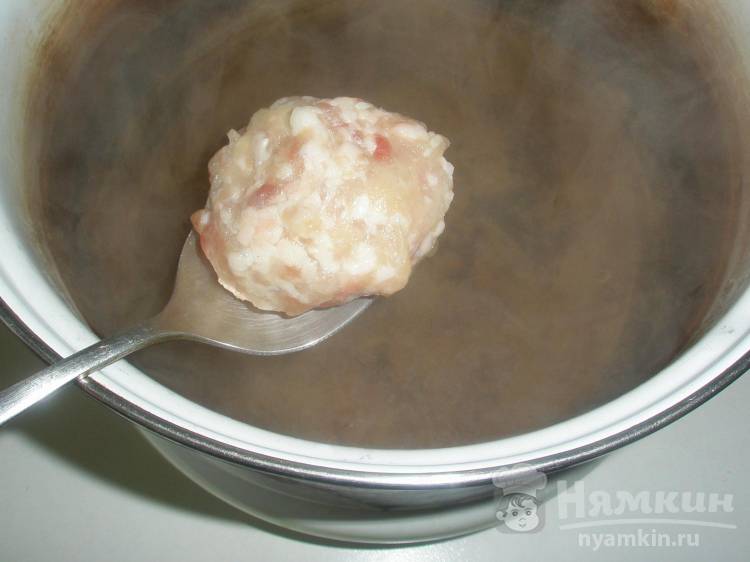 Геркулесовый суп с фрикадельками из куриной грудки и свинины - фото шаг 6
