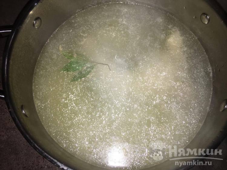 Легкий борщ с капутой на курином бульоне - фото шаг 3