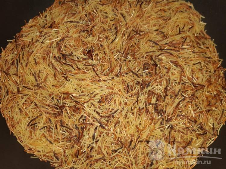 Вермишель на сковороде без варки на воде - фото шаг 2