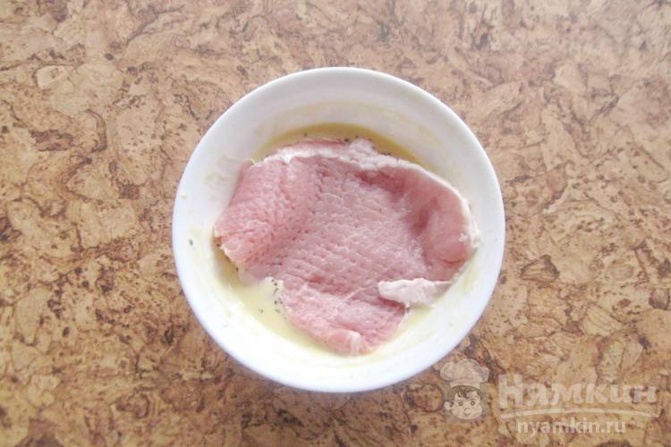 Свиные отбивные в молоке: нежное мягкое мясо