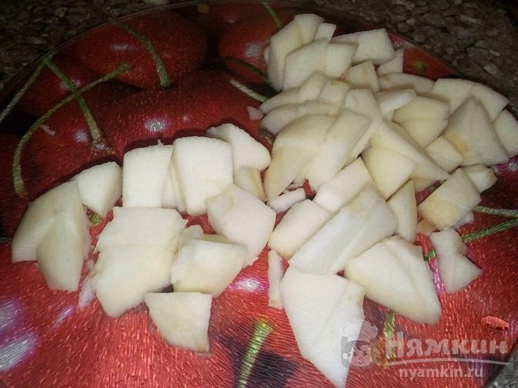 Яблочный пирог на соде в духовке за 10 минут - фото шаг 2