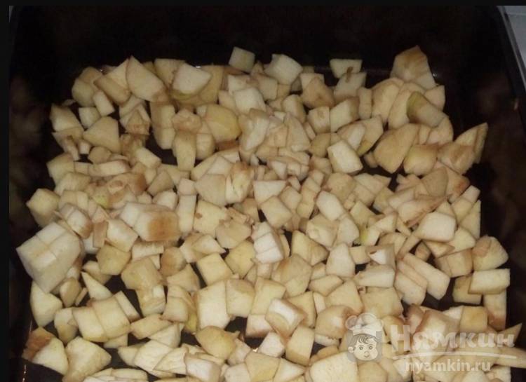 Яблочный пирог на соде в духовке за 10 минут - фото шаг 3