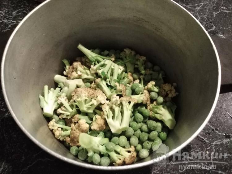 Суп-пюре из зелёного горошка и цветной капусты - фото шаг 2