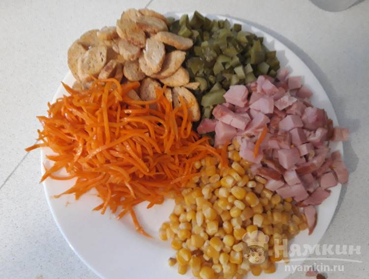 Салат парус с чипсами рецепт и корейской морковкой курицей пошагово с фото