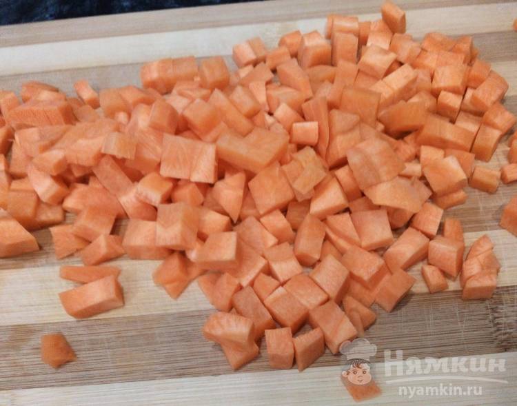 Гречка тушеная с консервированной красной фасолью - фото шаг 1
