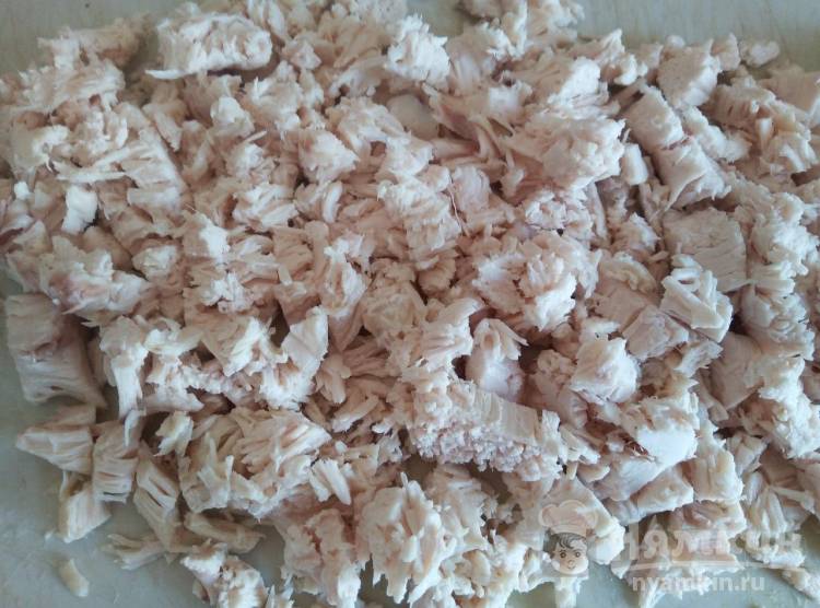 Голубцы с курицей тушеные в бульоне с куркумой и зеленью - фото шаг 6