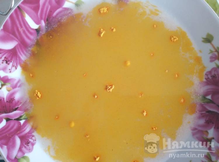 Голубцы с курицей тушеные в бульоне с куркумой и зеленью - фото шаг 10