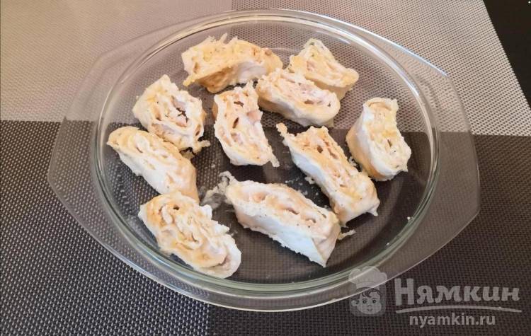 Рулет из лаваша с курицей - фото шаг 7