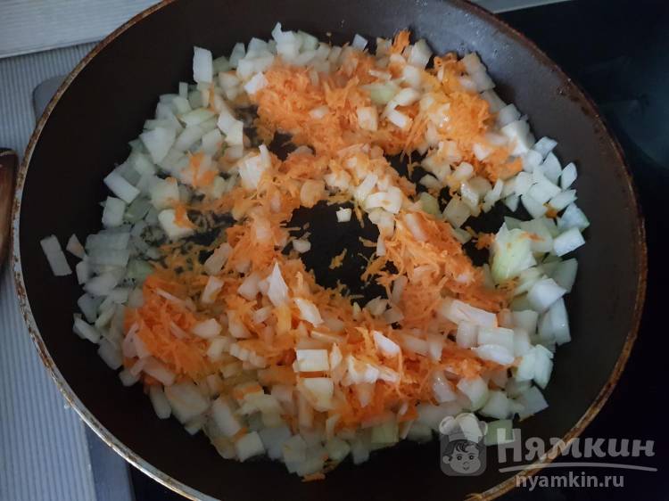 Суп Кубанский с пшеном и копчёной колбасой - фото шаг 6