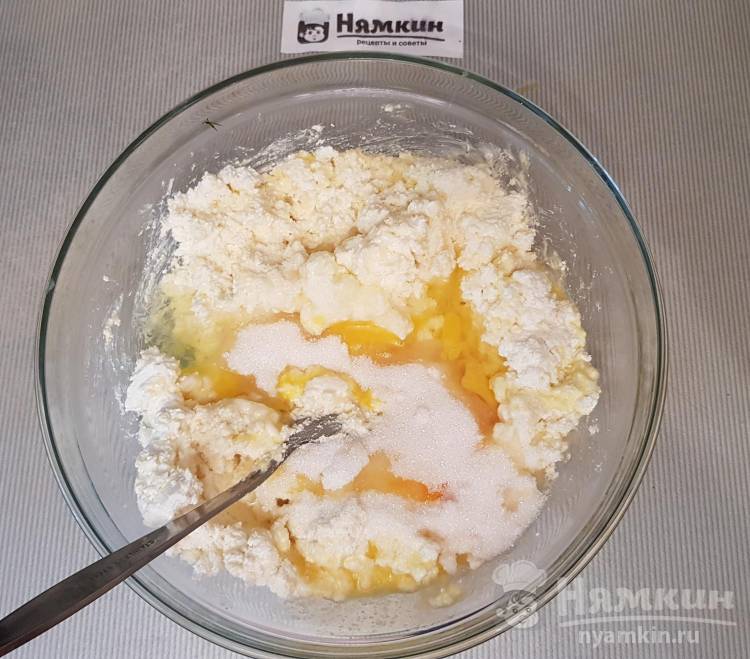 Нежная творожная запеканка без муки - фото шаг 3
