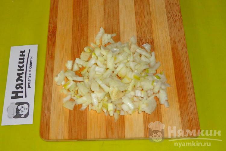 Биточки из индейки с кускусом на сковороде - фото шаг 2