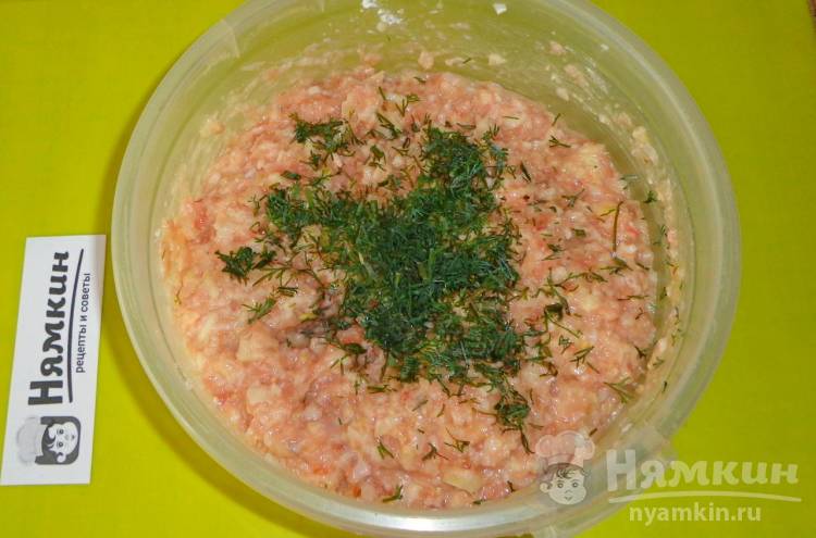Биточки из индейки с кускусом на сковороде - фото шаг 5