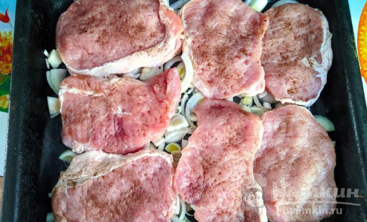 Мясо по-французски с помидорами из свинины - фото шаг 10