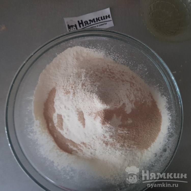 Сдобные рожки с яблочной начинкой в духовке - фото шаг 3
