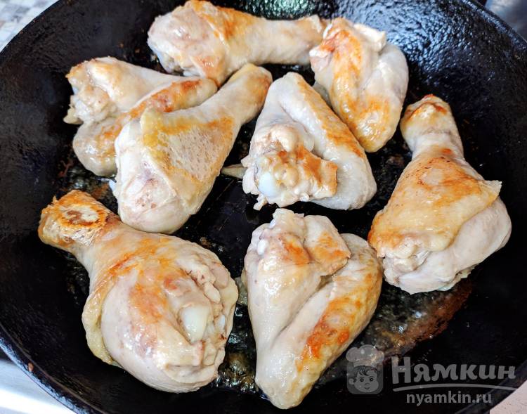 Курица на сковороде по-абхазски, пошаговый рецепт с фото