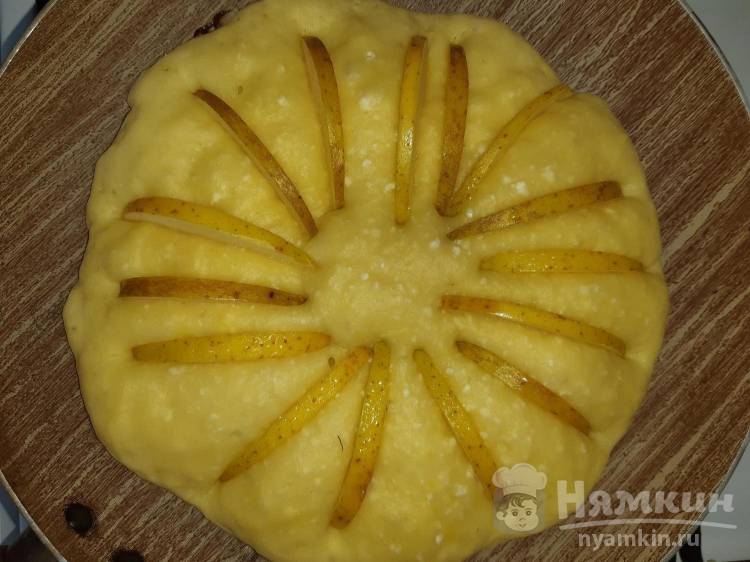 Творожная лепешка с яблоком на сковороде - фото шаг 6