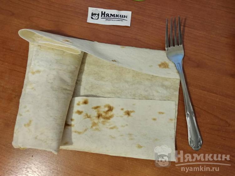Шаурма с курицей и овощами без майонеза - фото шаг 16
