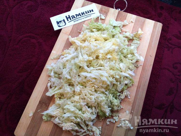 Весенний салат с яйцами и пекинской капустой - фото шаг 1