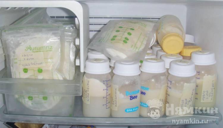Как правильно разогреть грудное молоко из морозильной камеры