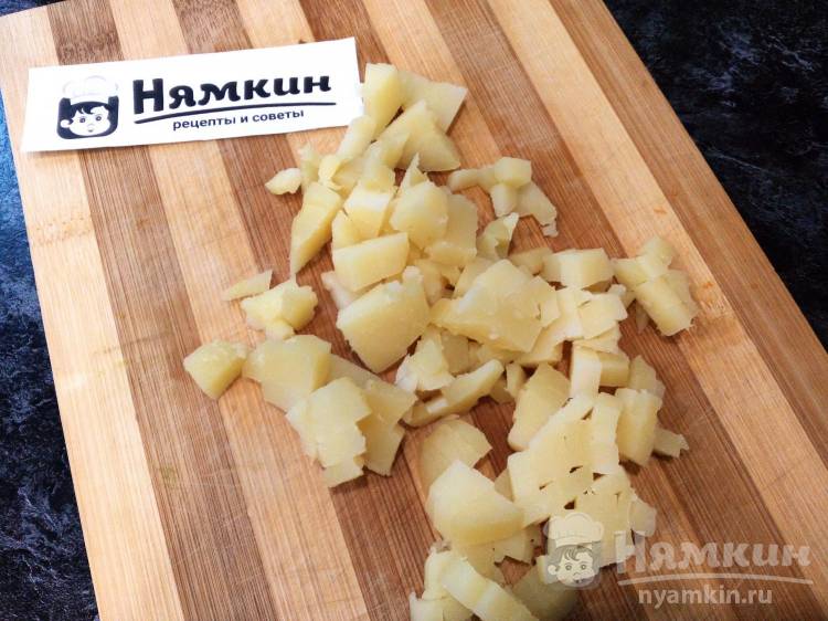 Салат Оливье с копченым куриным окорочком - фото шаг 3