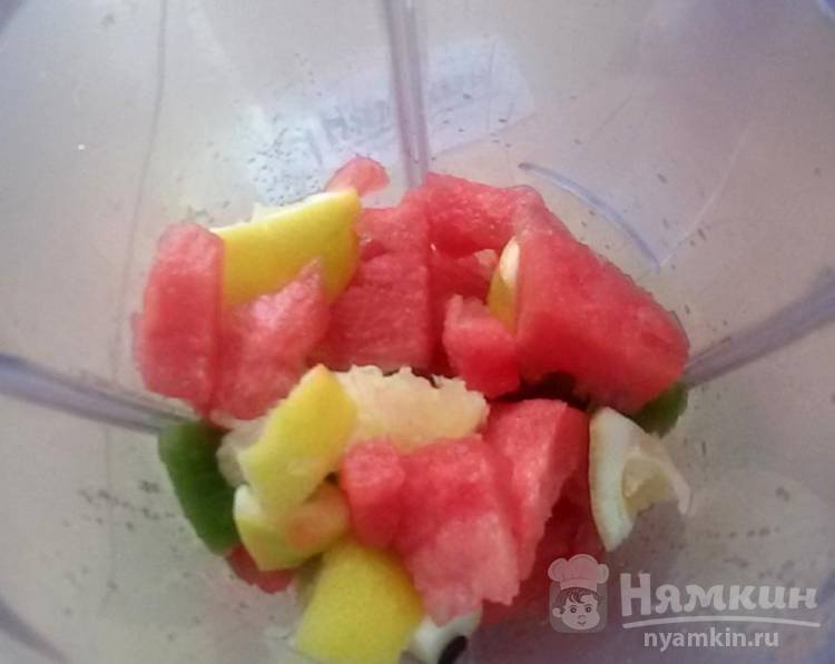 Смузи из арбуза и фруктов — рецепт с фото пошагово
