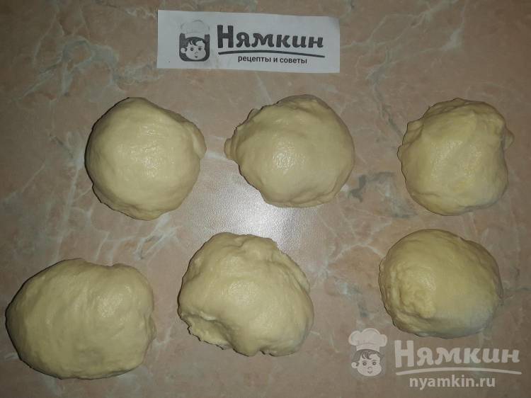 Булочки Розочки с яблоком в духовке - фото шаг 4
