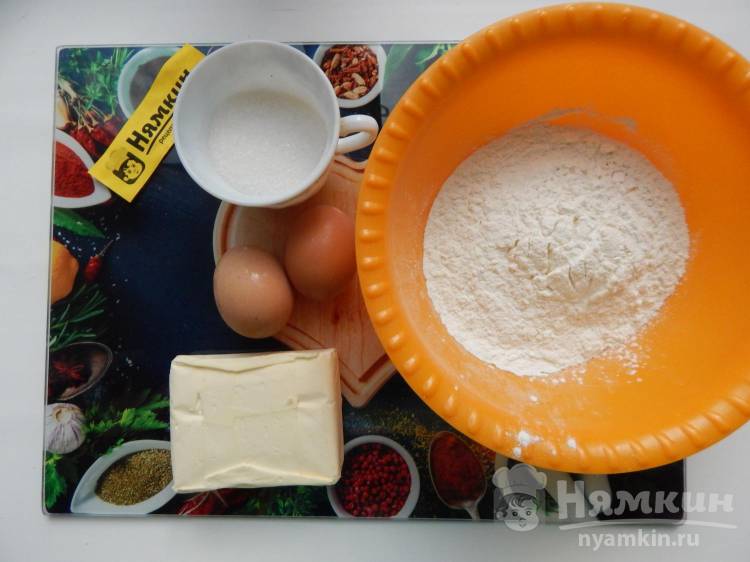 Пирог из песочного теста с начинкой из банана, груши и кураги - фото шаг 1