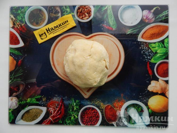 Пирог из песочного теста с начинкой из банана, груши и кураги - фото шаг 3