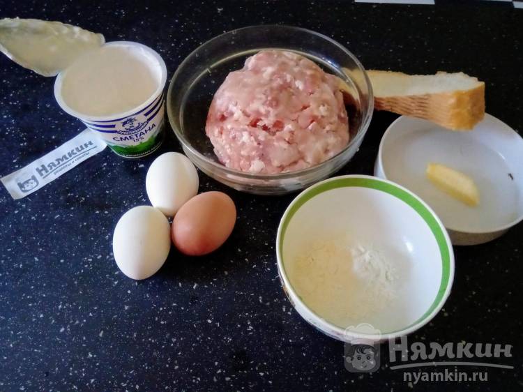 Мясной рулет с яйцом и луком, рецепт с фото