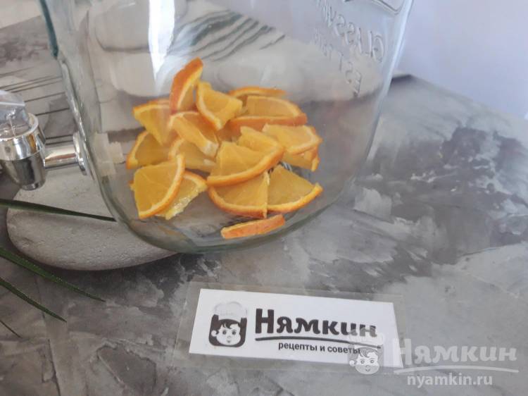 Освежающий напиток с апельсинами, лимонами и мятой - фото шаг 1