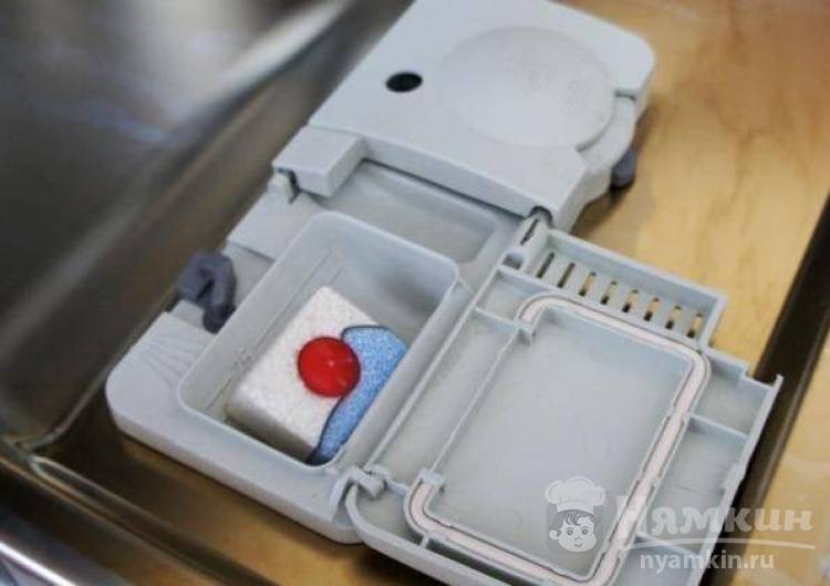 Необычное и практичное использование таблеток для посудомоечной машины
