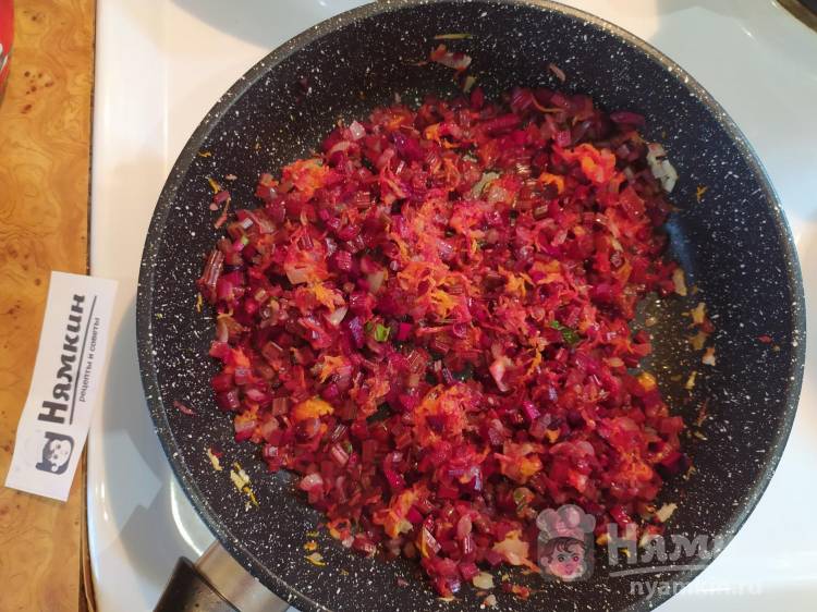 Ботвинья из свекольной ботвы с курицей - фото шаг 6