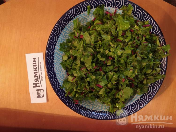 Ботвинья из свекольной ботвы с курицей - фото шаг 8