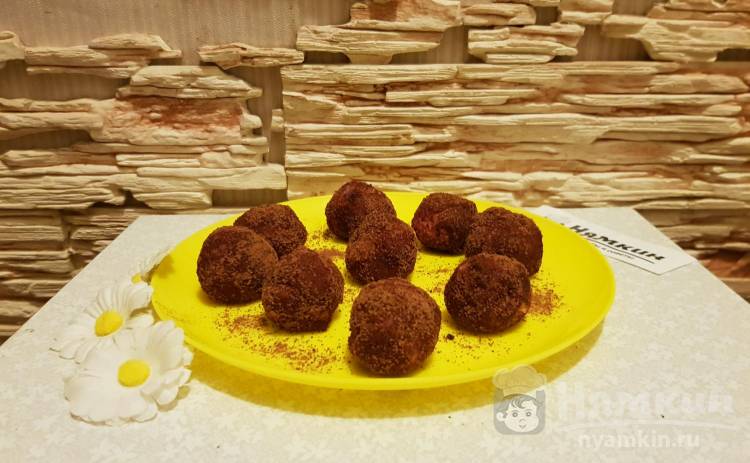Мини-пирожные с клюквой в обсыпке из какао без выпечки - фото шаг 6
