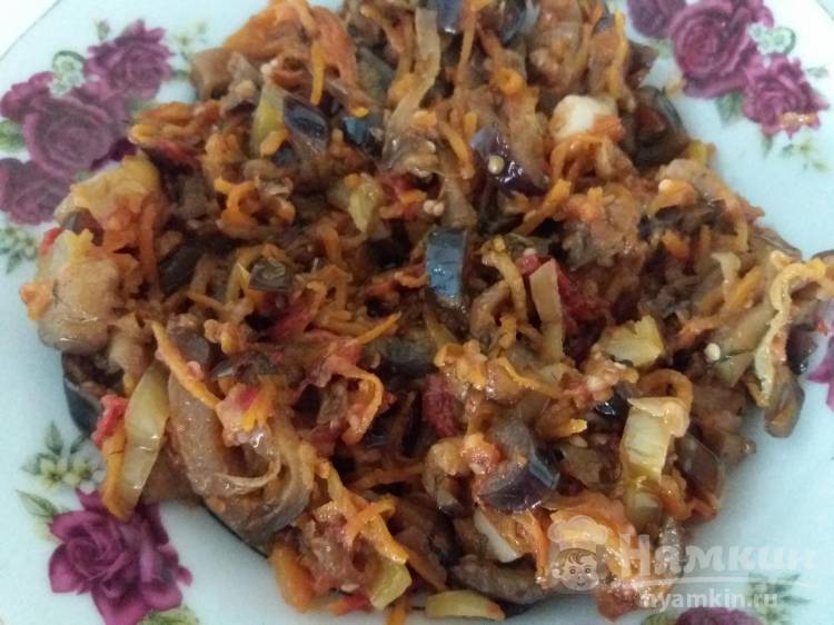 Теплый салат из баклажанов, помидоров и болгарского перца  - фото шаг 8