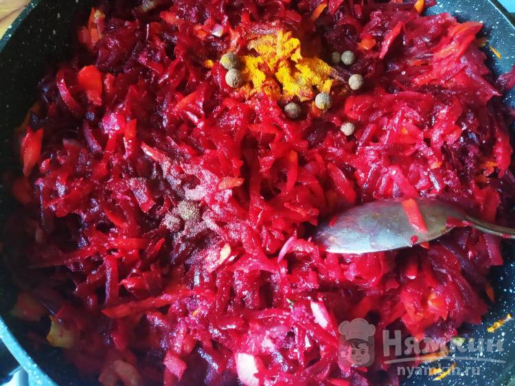 Вкуснейшая икра из свеклы с чесноком - фото шаг 5