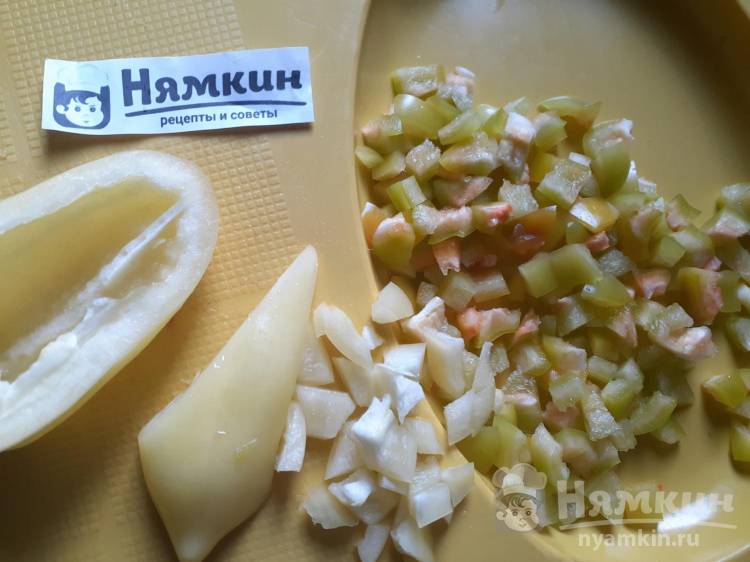 Овощное рагу с мясным фаршем на сковороде - фото шаг 7