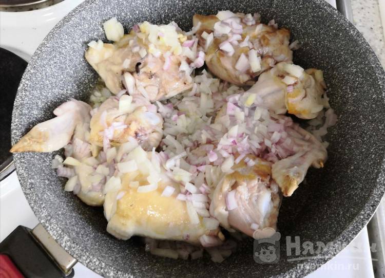 Как приготовить рецепт Маринованная курица в сметане с чесноком